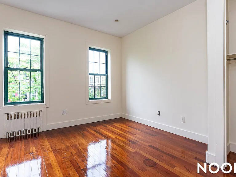 184 Jefferson St #3L — Photo 10