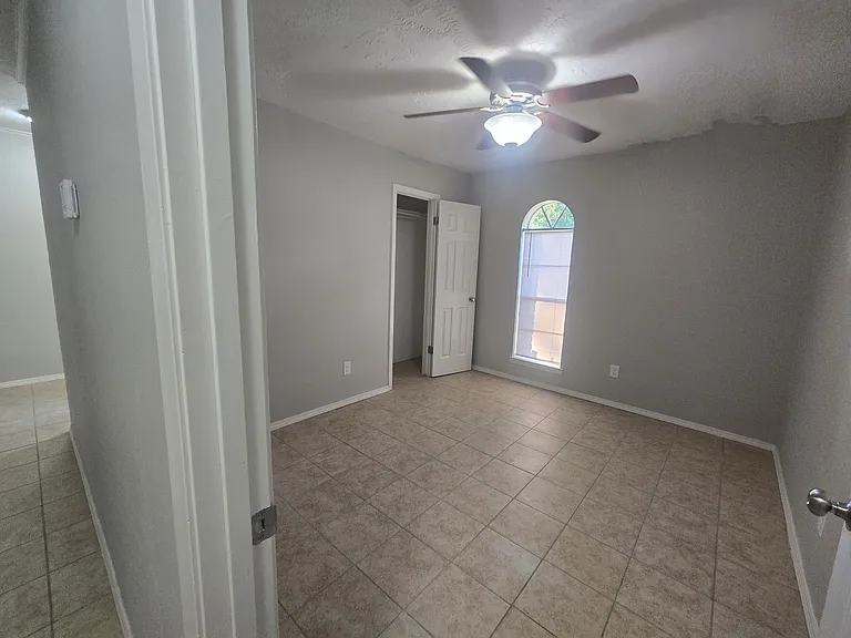 130 El Pinto Dr — Photo 6