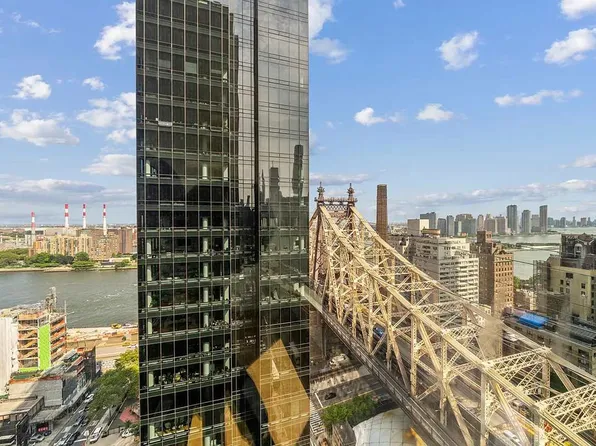 420 East 61st Street image 26 of 27