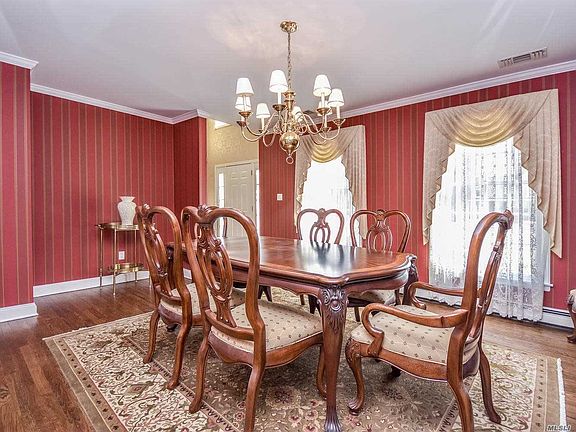 5th image of 7 Beechwood Dr