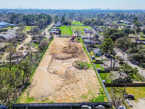 4th image of 1714 W Little York Rd