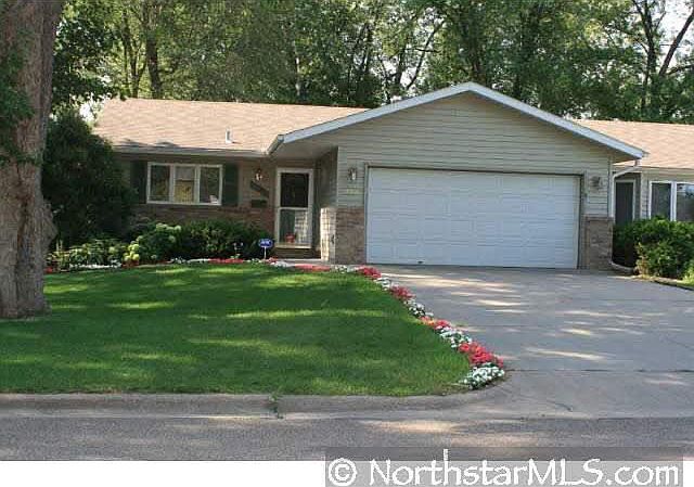 1st image of 2215 W 72nd Street