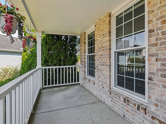 3rd image of 1387 Dove Ct
