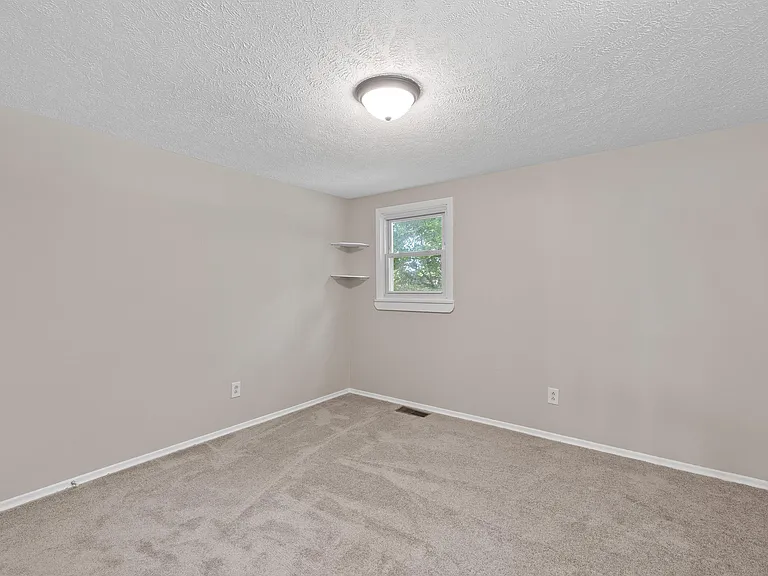 5128 Sunset Lake Rd — Photo 23