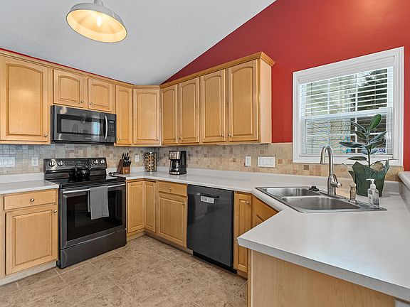 5th image of 4823 Chasemoor Dr