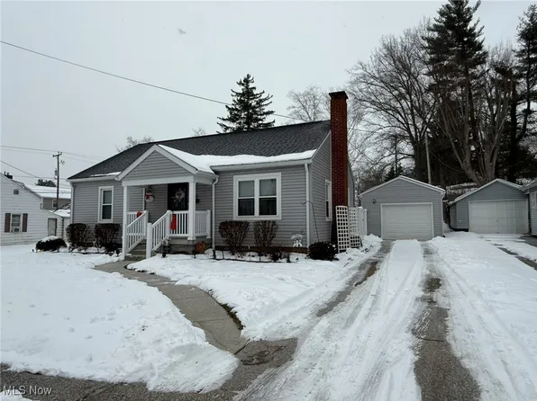 510 3rd St NE, New Philadelphia, OH 44663