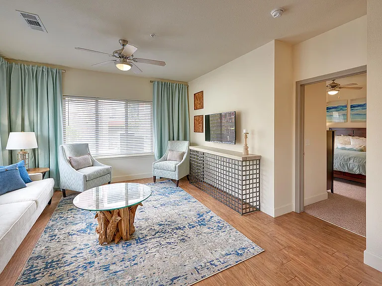M2 Apartments — Photo 7