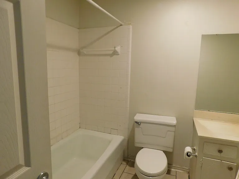 2103 Fendley Dr — Photo 5