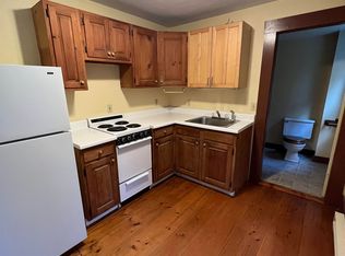 595 E Deering Rd #B, Deering, NH 03244