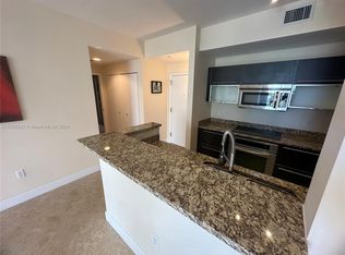 550 Okeechobee Blvd APT 404, West Palm Beach, FL 33401