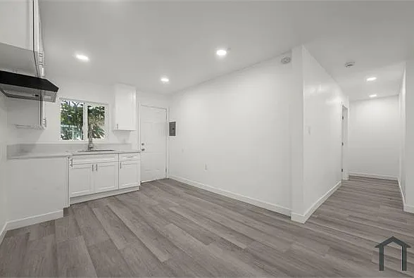 1 bed, 650 sqft, $2,289 — Photo 3