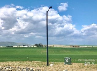 4 Paddock Ln, Lewiston, ID 83501