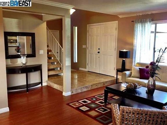 5th image of 3259 Santa Clara Ct