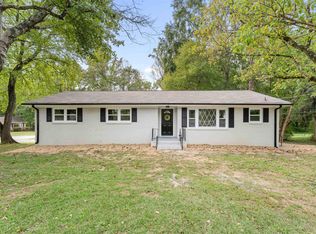 1 Longmeadow Rd, Taylors, SC 29687