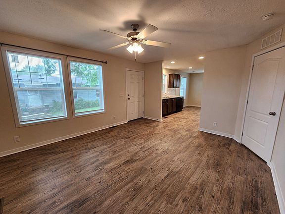 2nd image of 4359 Dogwood Blvd #740
