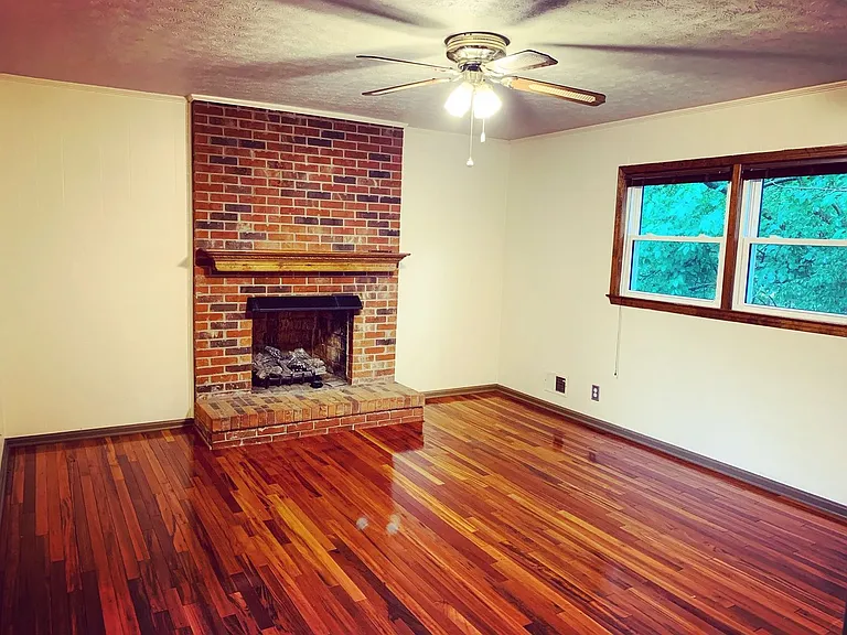 4001 Riveroaks Cir — Photo 9