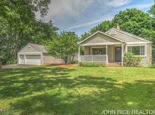 1336 Plymouth Ave SE, Grand Rapids, MI