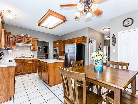 4th image of 2021 San Simeon Dr