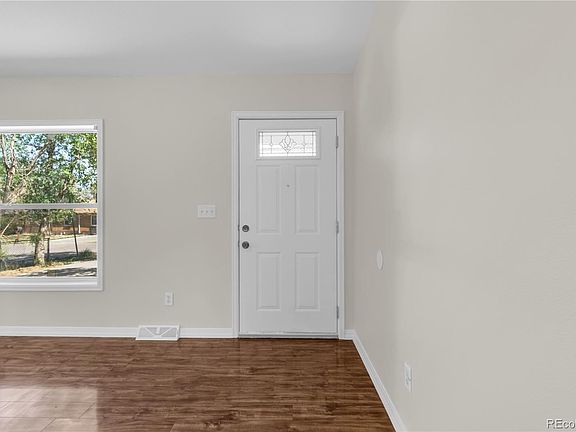 4th image of 31 Jay Street