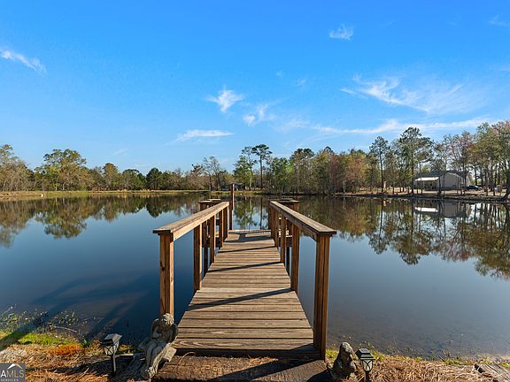 4th image of 1569 Pond View Rd