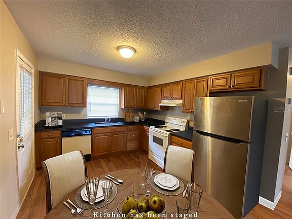 3rd image of 6907 Mathers Ln APT A