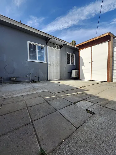 14907 S White Ave Photo 1