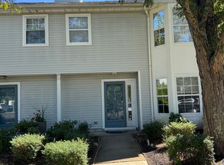134 Wellington Ct, Manalapan, NJ