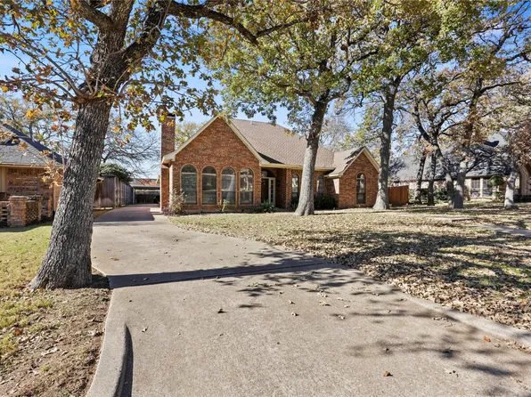 11 Sue Ct, Mansfield, TX 76063