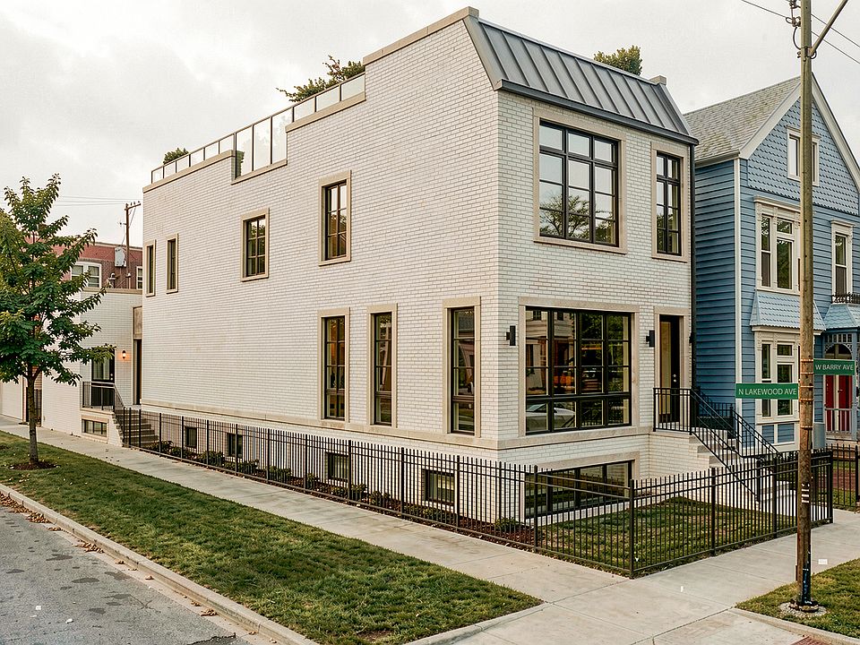 1st image of 1303 W Barry Ave