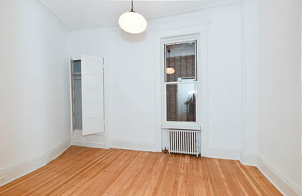 Rented by Douglas Elliman | media 10