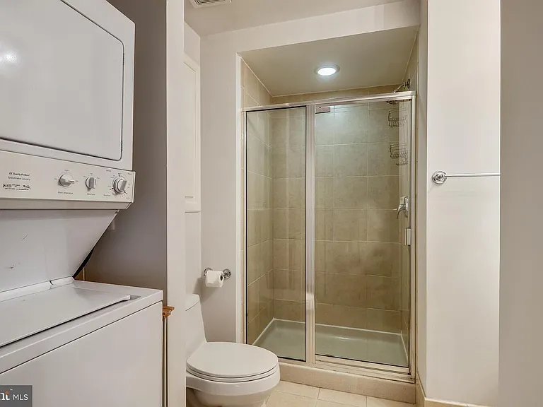 1440 Church St NW #305 — Photo 10