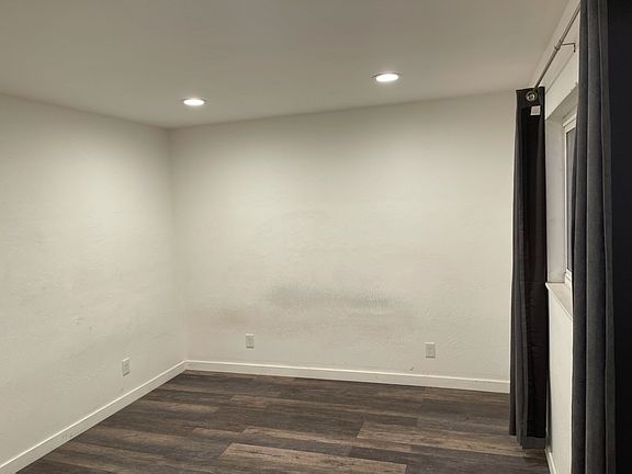 5th image of 629 S 2nd St APT 9