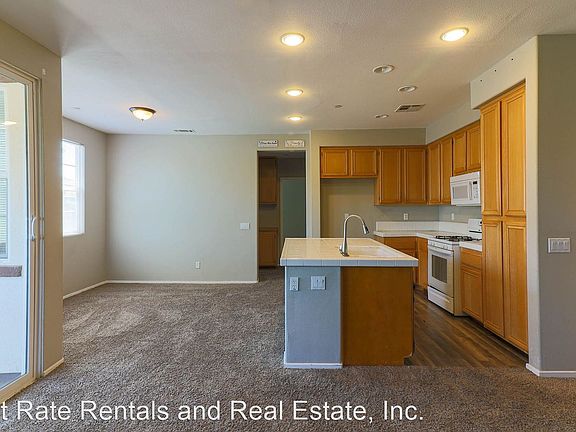 3rd image of 3626 W Devonshire Ave Unit 1007