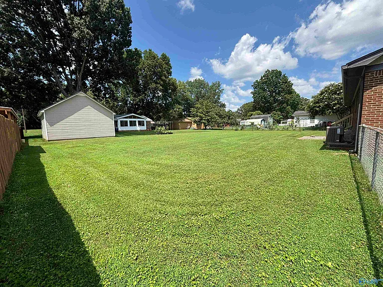 104 Gann Ave — Photo 27
