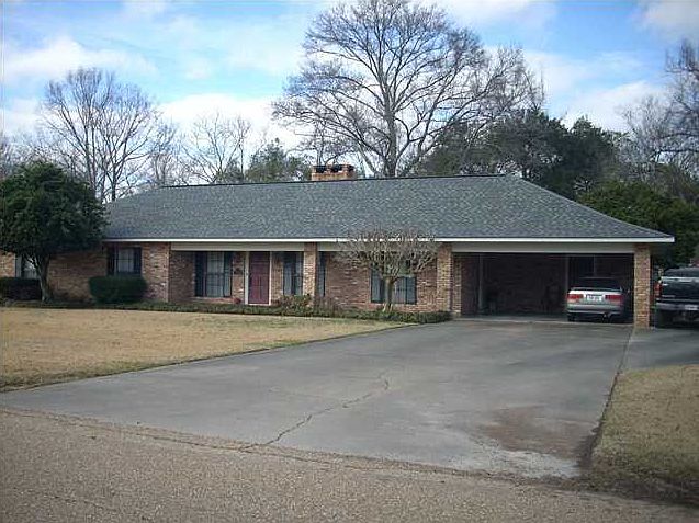 1st image of 136 Drive