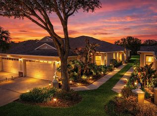 15748 Phoebepark Ave, Lithia, FL 33547