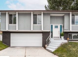 8323 S Grambling Way, Sandy, UT 84094