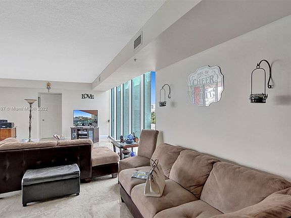 5th image of 3370 NE Hidden Bay Dr #815