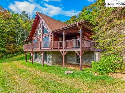 461 Apple Valley Road, Zionville, NC, 28698
