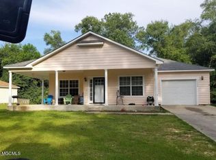11574 Oaklane Dr, Gulfport, MS 39503
