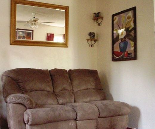 3rd image of 4456 Verdemour Ave