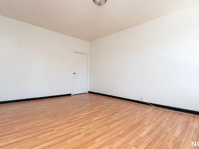 191 Graham Ave #4 — Photo 11