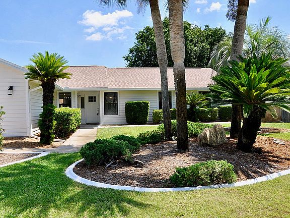 2nd image of 831 Wildwood Cir