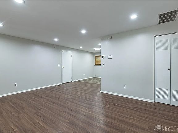 3rd image of 5952 Tibet Dr