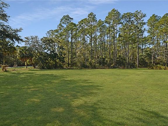4th image of 1021 Kyles Loop NE