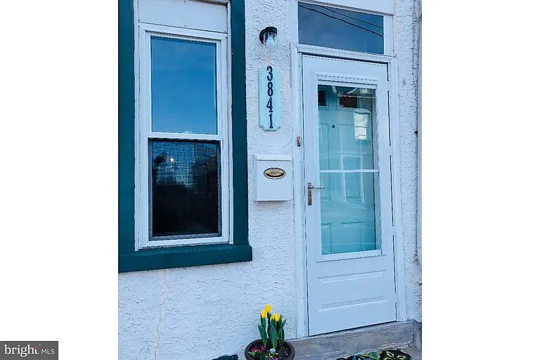3841 Manayunk Ave photo 1