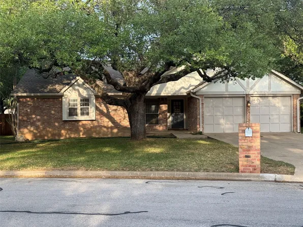 1401 Wood Rock Dr, Round Rock, TX 78681