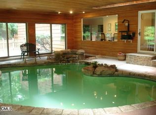 256 Dayton Rd, Trumbull, CT 06611