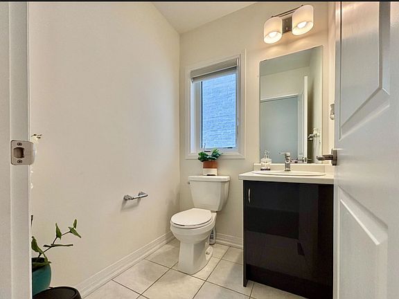 2nd image of 59 Macklin St