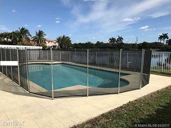 9c5846c759570a79de4aa7718114e432l-m7xd-w1020_h770_q80